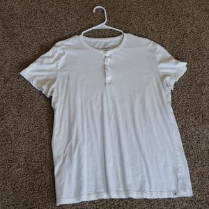 American Eagle White T Shirt